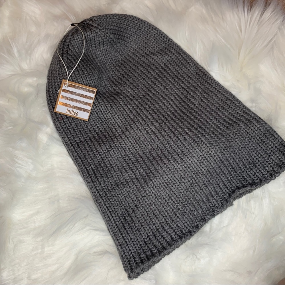 Indigo | NWT Slouched Beanie toque